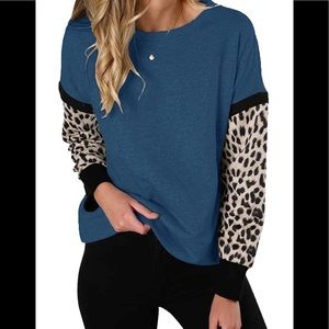 🆕 Trendy Long Sleeve Leopard printed sleeve Top